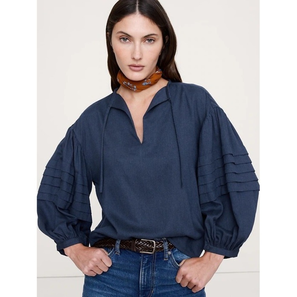 Banana Republic Navy Blue 100% Linen Pleated Puff Sleeve Tie Neck Blouse S